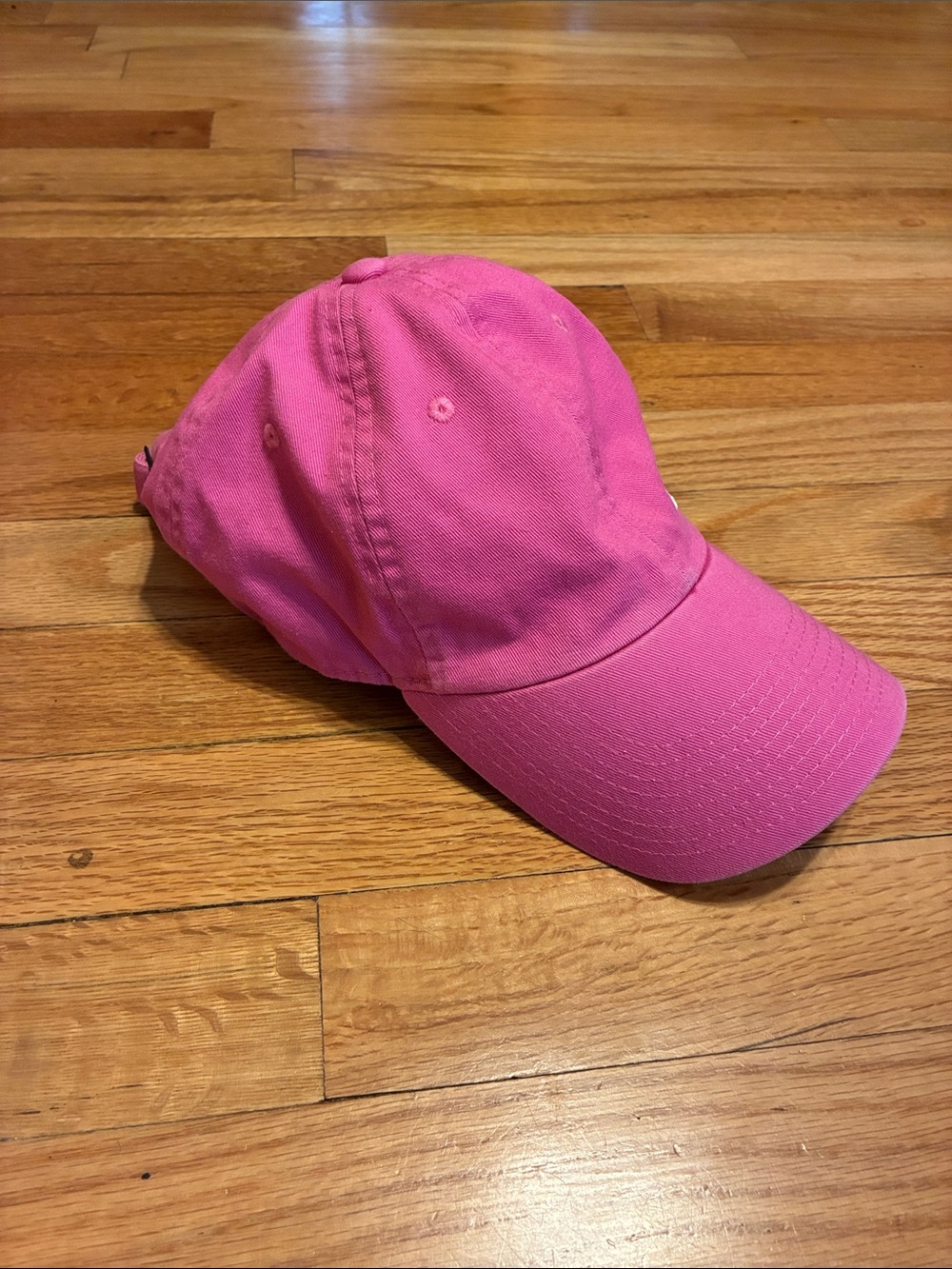 Nike hat - Picture 3 of 4